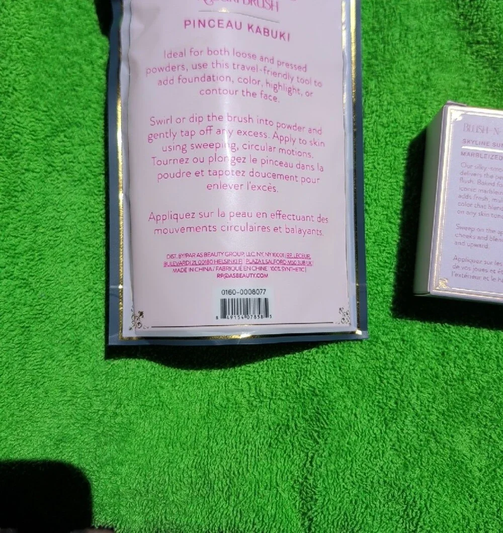 Laura Geller Retractable Angled Kabuki Brush & Baked Blush-N-Brighten New